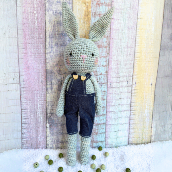 Amigurumi Conejo "Timo"