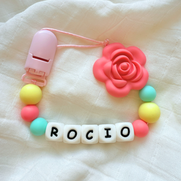 Portachupete personalizado de silicona - "Rocío" II